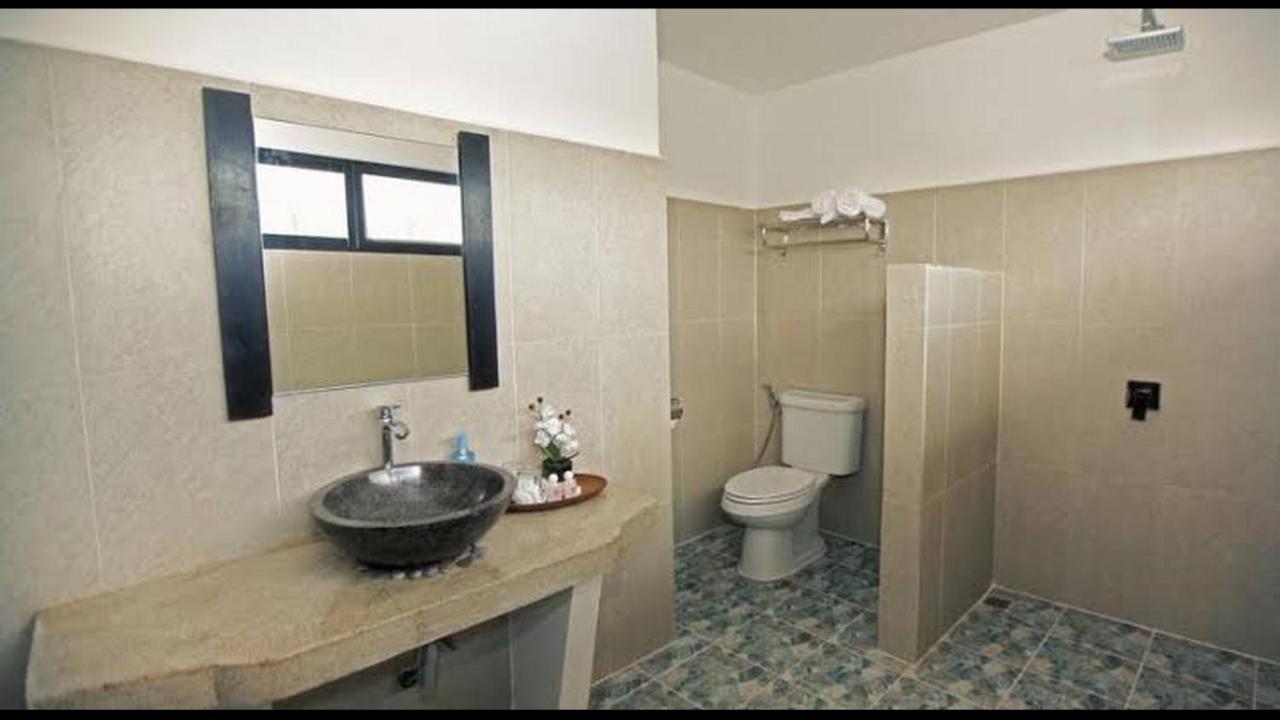 סיאם ריפ S.R Sofia Villa Hotel מראה חיצוני תמונה
